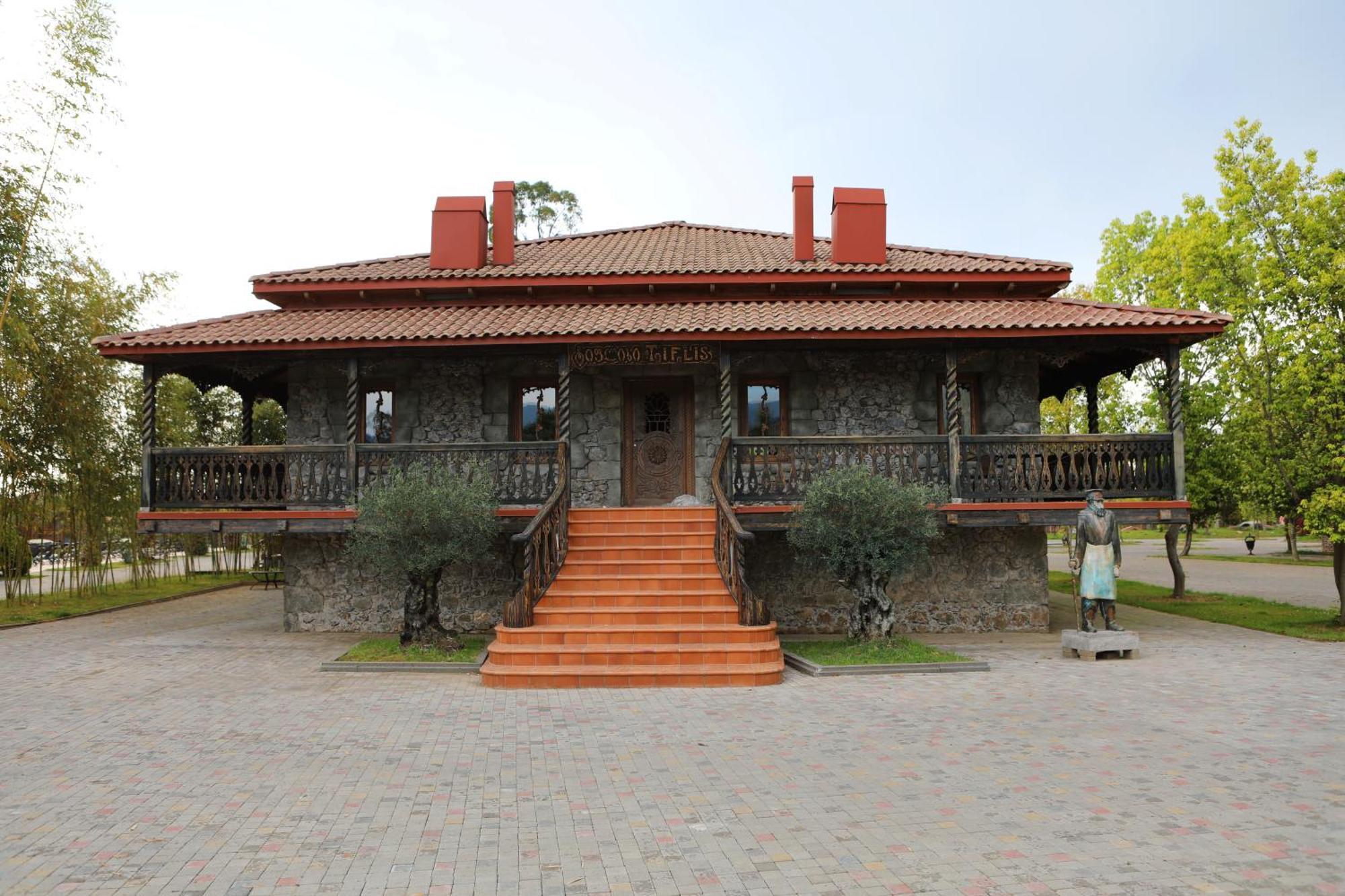 Hotel Chateau Kvirike Boboqvati Exterior photo